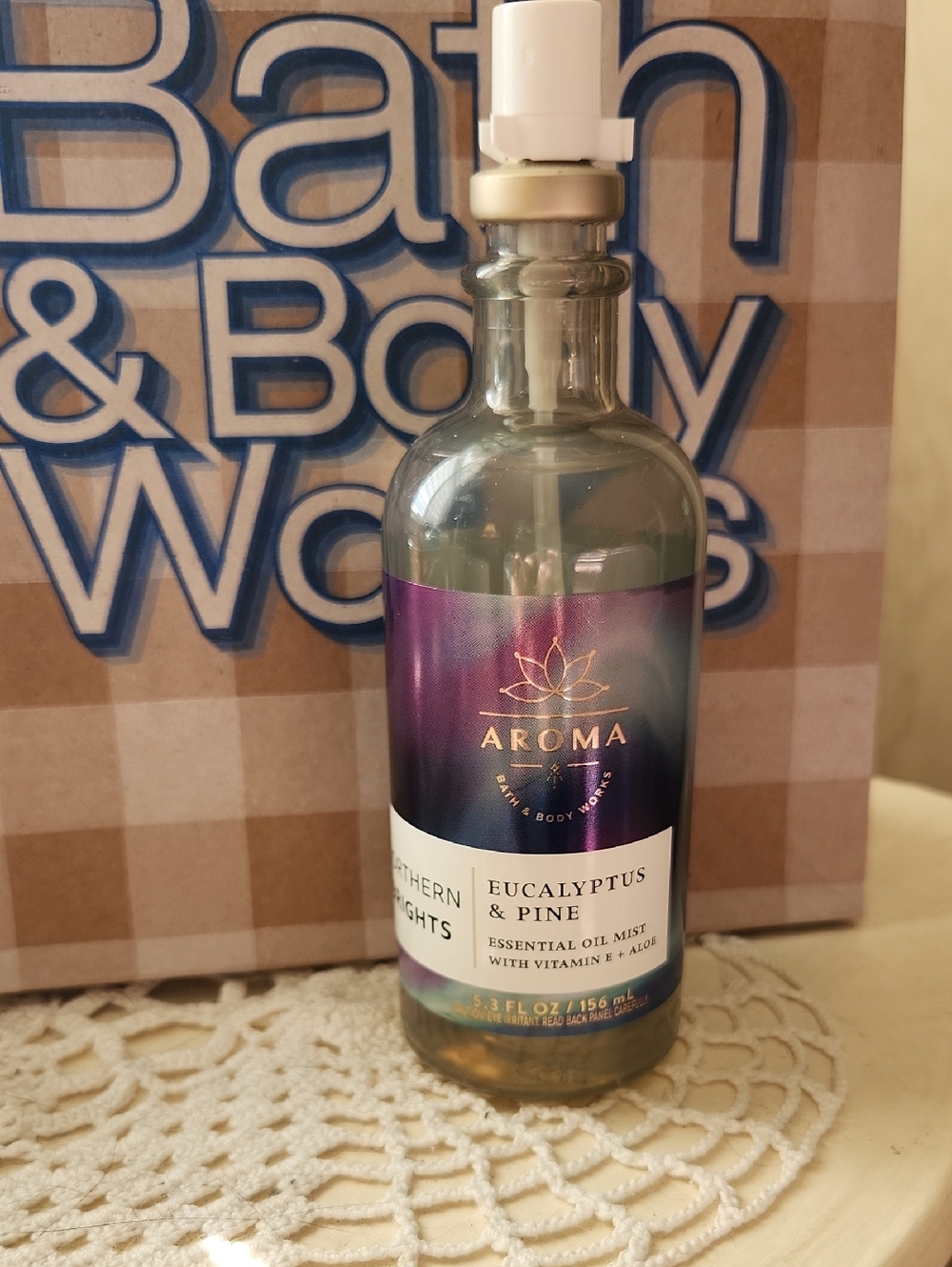 Bath & Body Works Aroma Eucalyptus & Pine Mist - Purple and Gold Accents